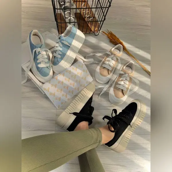ونس آوا _ 1551