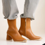 بوت پاشنه جلو خوکی لومانا - کد 2598