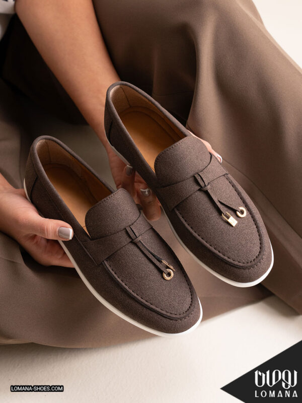 کالج فلورا لومانا - کد 2676