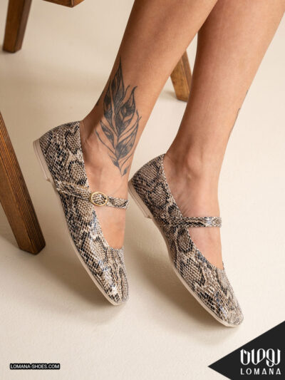 کالج عروسکی مهتاب لومانا - کد 2755