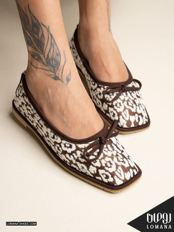 کالج پاپیونی پلنگی لومانا - کد 2721